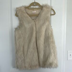 Faux fur white vest